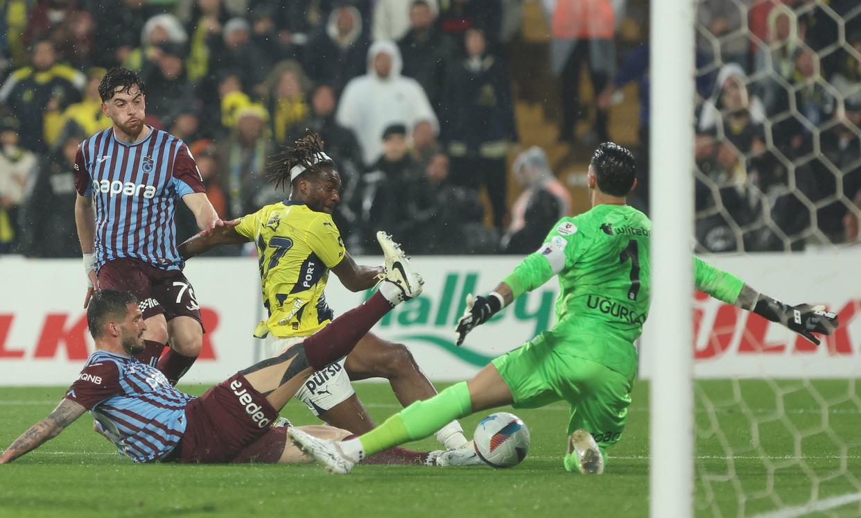 爱游戏-穆古鲁扎遭遇五持续失利，澳大利亚队教练压力巨大！-爱游戏