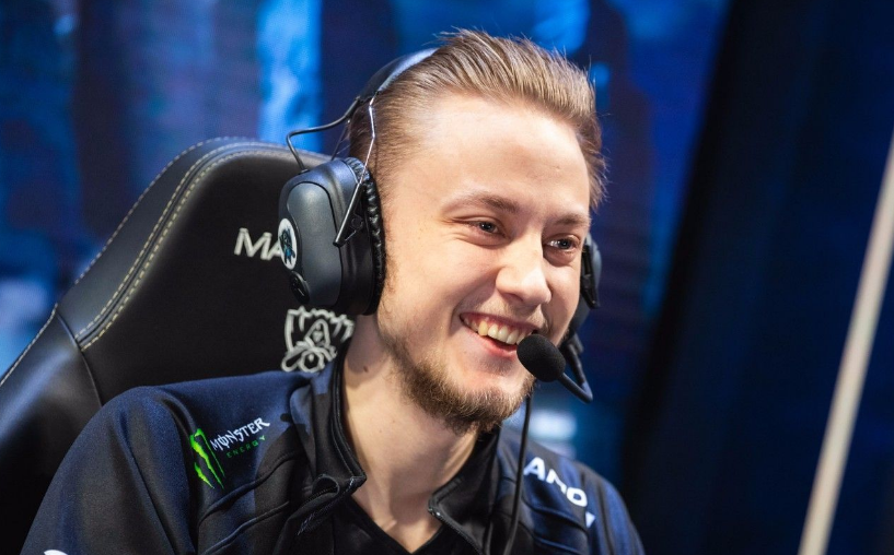 Uzi在C9比赛中势不可挡詹姆斯与30激战皇家马德里分钟，这操作让人直呼：莱万多夫斯基在西班牙队比赛中悬念迭起的简单介绍